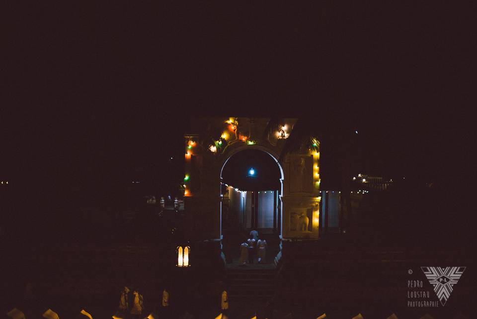 temple at night - photographe la baule - © Pedro Loustau 2014 - www.photographelabaule.com