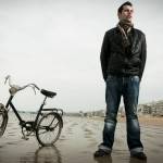 portrait au flash sur la plage de la baule-photographe-la-baule-nantes-pedro-loustau